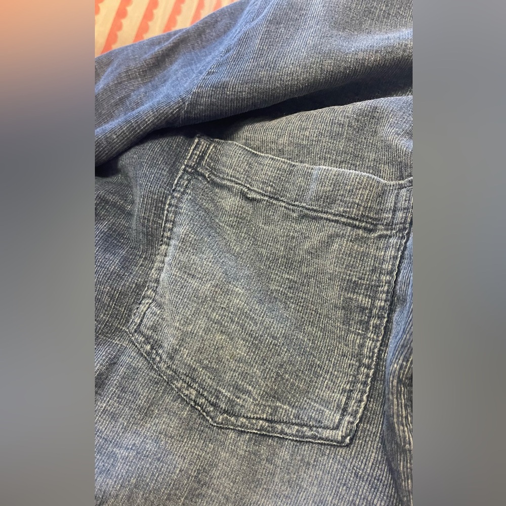 Cloth & Stone soft thin corduroy shirt! - Picture 3 of 7